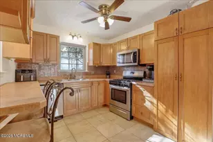 95 Azalea Cir, Jackson, NJ 08527 - Photo 9