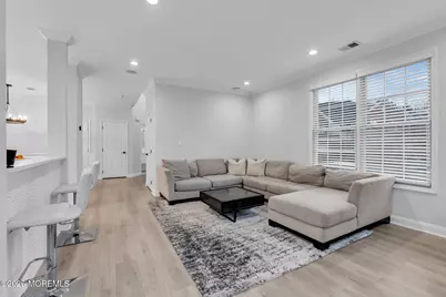 37 Fells Drive, Manalapan Township, NJ 07726 - Photo 9