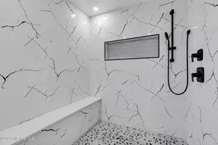 37 Fells Dr, Manalapan Township, NJ 07726 - Photo 23