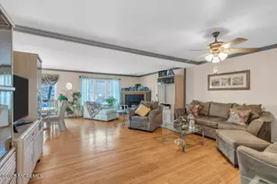 105 Geranium Ct, Toms River Township, NJ 08753 - Photo 5