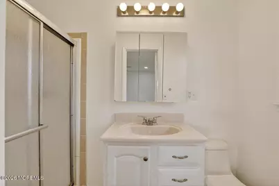 17 S Main Street, Marlboro Township, NJ 07746 - Photo 33