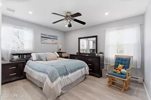 202 Lawrence Dr, Lanoka Harbor, NJ 08734 - Photo 15