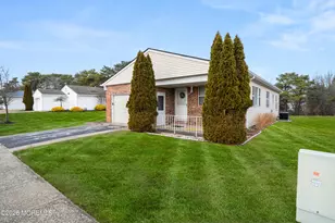 24 Santiago Dr W, Toms River Township, NJ 08757 - Photo 3