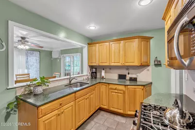 925 Woodland Avenue, Union Township, NJ 07083 - Photo 11