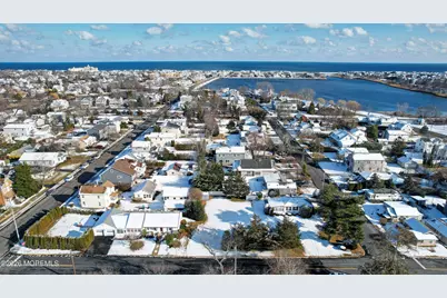 570 Central Avenue, Spring Lake, NJ 07762 - Photo 5