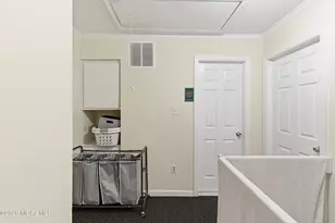 172 Williamsburg Ln, Lakewood, NJ 08701 - Photo 11