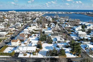 574 Central Ave, Spring Lake, NJ 07762 - Photo 5