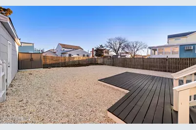 213 W 13th Street, Ship Bottom, NJ 08008 - Photo 9