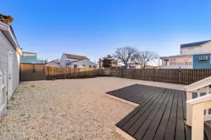 213 W 13th St, Ship Bottom, NJ 08008 - Photo 9