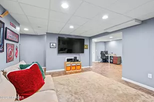 47 Sun Hollow Rd, Howell Township, NJ 07731 - Photo 21