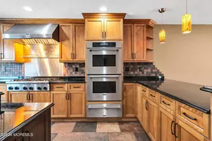 22 Hickory Ln, Freehold, NJ 07728 - Photo 3