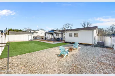 215 Lakewood Avenue, Berkeley, NJ 08721 - Photo 9