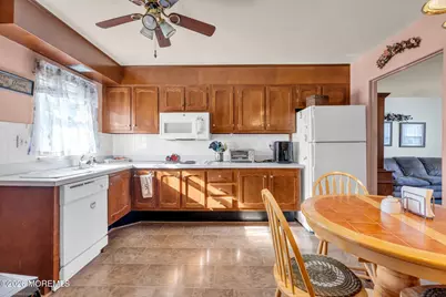 511B Portsmouth Drive, Lakewood, NJ 08701 - Photo 5