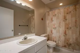 75 Aspen Ave, Englishtown, NJ 07726 - Photo 13