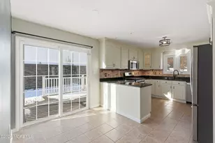 902 Pioneer Dr, Brick, NJ 08724 - Photo 7