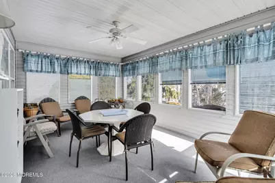 39 Strawberry Lane, Lakewood, NJ 08701 - Photo 11