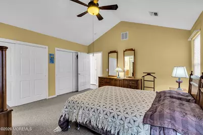 39 Strawberry Lane, Lakewood, NJ 08701 - Photo 17