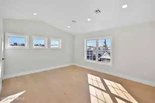 715 Stuyvesant Ave, Lyndhurst Township, NJ 07071 - Photo 25