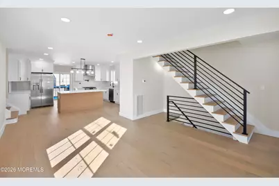 715 Stuyvesant Avenue, Lyndhurst Township, NJ 07071 - Photo 3