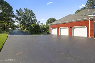 145 Sheffield Dr, Freehold, NJ 07728 - Photo 55