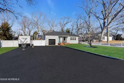 242 Pennsylvania Avenue, Pine Beach, NJ 08741 - Photo 3