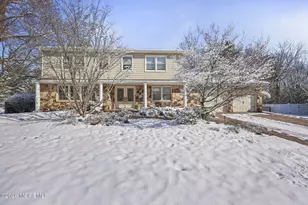 3 Alberta Dr, Marlboro Township, NJ 07746 - Photo 3