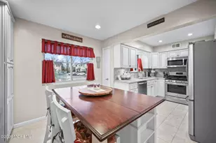 316 Middlewood Rd, Middletown, NJ 07748 - Photo 11