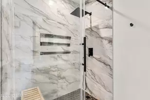 15 Bond St, Freehold, NJ 07728 - Photo 9