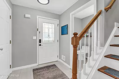 15 Bond Street, Freehold, NJ 07728 - Photo 5