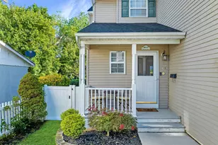 15 Bond St, Freehold, NJ 07728 - Photo 3