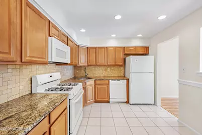 19 Sloop Square, Freehold, NJ 07728 - Photo 9