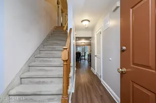 285 Nathan Ct, Cliffwood, NJ 07721 - Photo 3