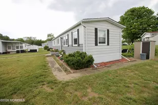 509 Rosalind Rd, Freehold, NJ 07728 - Photo 23