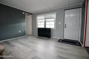 509 Rosalind Rd, Freehold, NJ 07728 - Photo 7