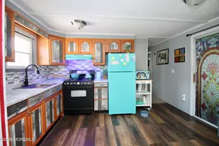 509 Rosalind Rd, Freehold, NJ 07728 - Photo 11