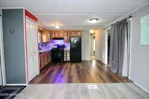 509 Rosalind Rd, Freehold, NJ 07728 - Photo 13