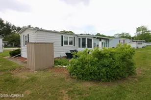 509 Rosalind Rd, Freehold, NJ 07728 - Photo 25