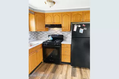 509 Rosalind Road, Freehold, NJ 07728 - Photo 9