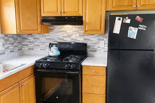 509 Rosalind Rd, Freehold, NJ 07728 - Photo 9