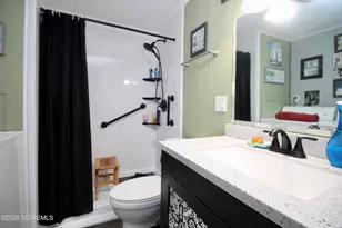 509 Rosalind Rd, Freehold, NJ 07728 - Photo 15