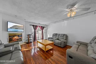 99 Woodmere Dr, Sayreville, NJ 08859 - Photo 11