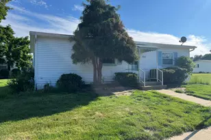 614 Jerome Pl, Freehold, NJ 07728 - Photo 3