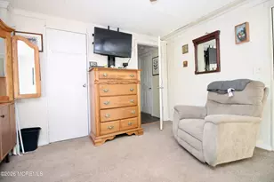 614 Jerome Pl, Freehold, NJ 07728 - Photo 15