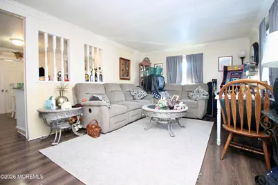 614 Jerome Place, Freehold, NJ 07728 - Photo 5