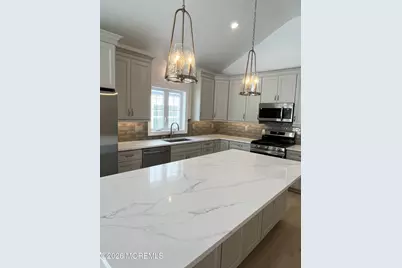 10 1/2 Johnson Avenue, Matawan, NJ 07747 - Photo 7