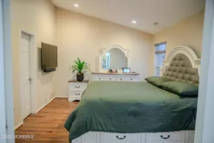 7 Leshyk Dr, Sayreville, NJ 08859 - Photo 9