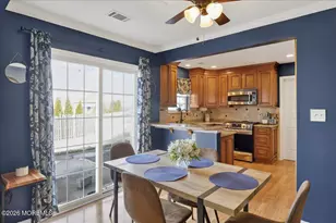 90 Evesboro Ln, Freehold, NJ 07728 - Photo 9