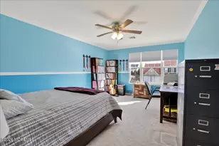 90 Evesboro Ln, Freehold, NJ 07728 - Photo 23