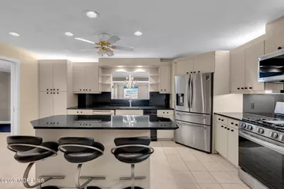 300 Ocean Avenue N #1C, Long Branch, NJ 07740 - Photo 7