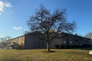 16 Manchester Ct, Freehold, NJ 07728 - Photo 17